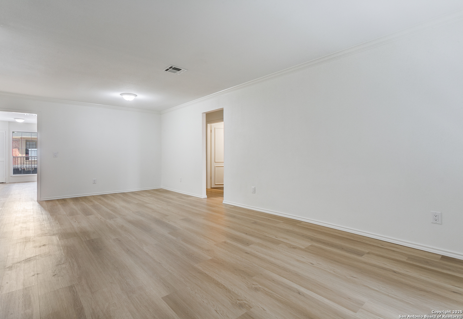7815 Broadway 202