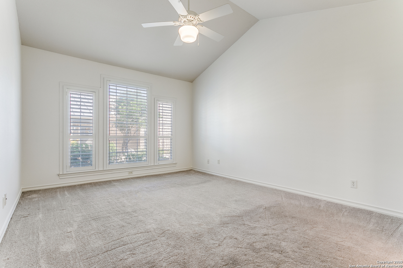 85 Oakwell Farms Pkwy