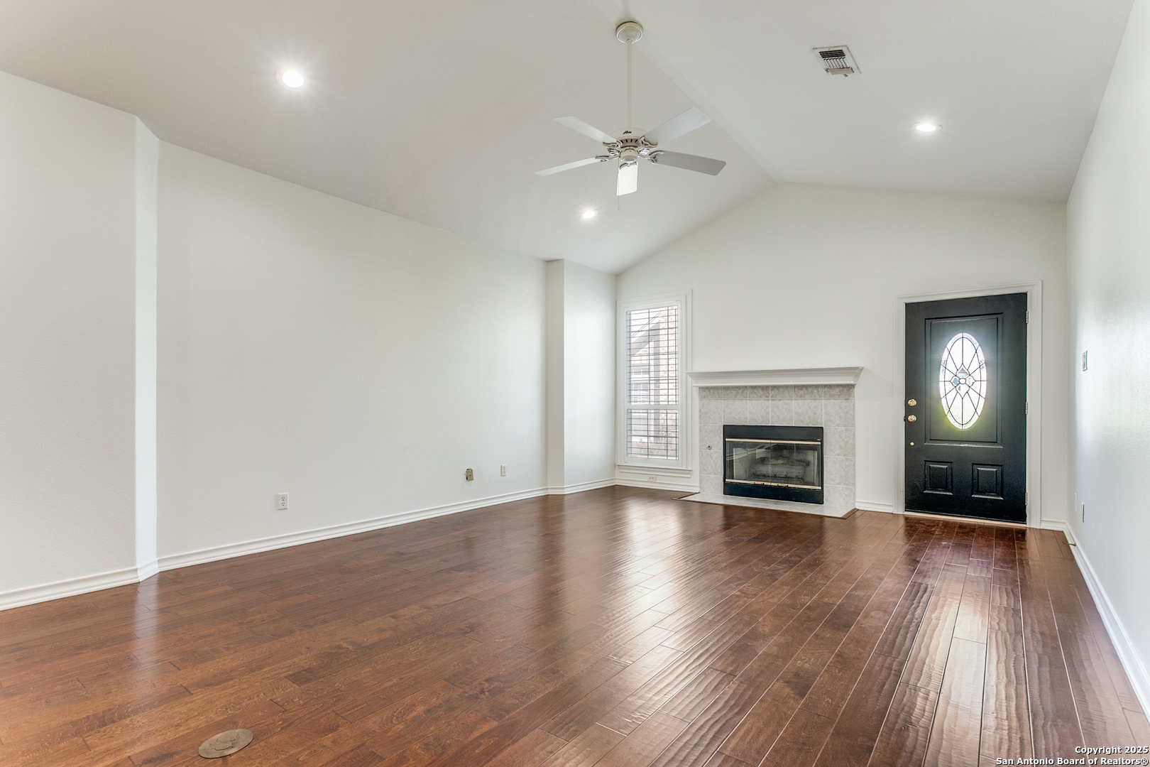 85 Oakwell Farms Pkwy