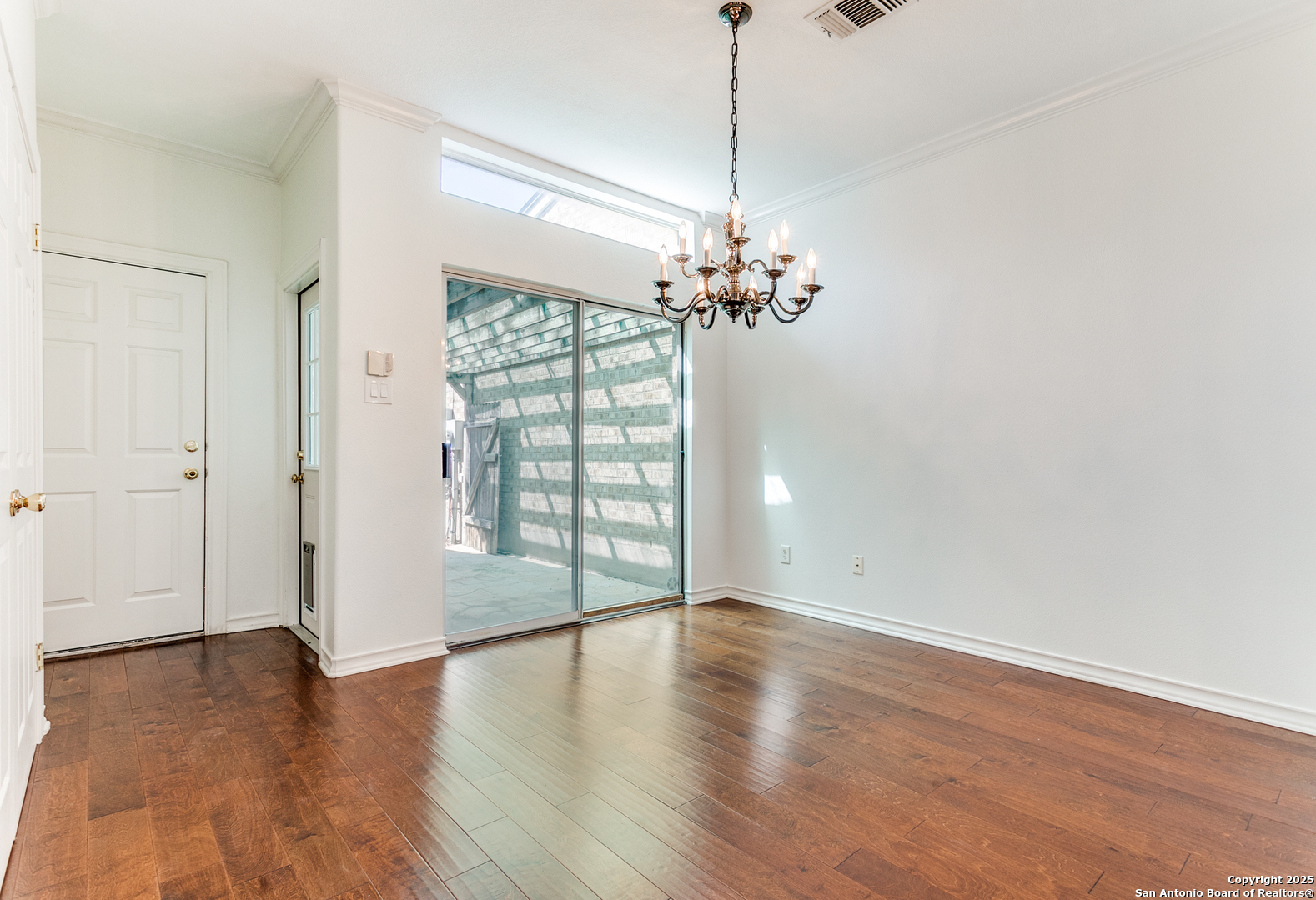 85 Oakwell Farms Pkwy