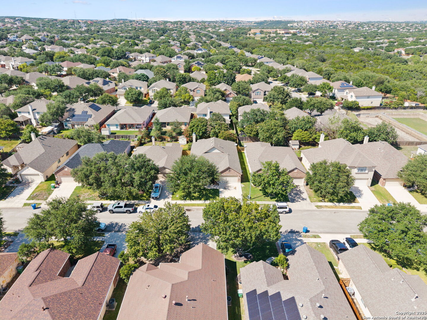 8819 Gustine