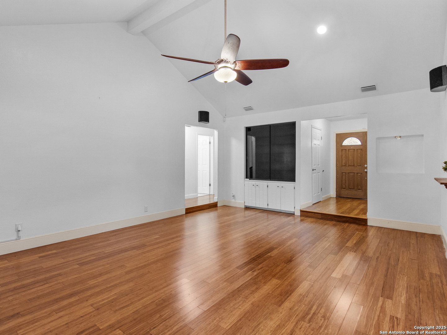 13851 Brook Hollow