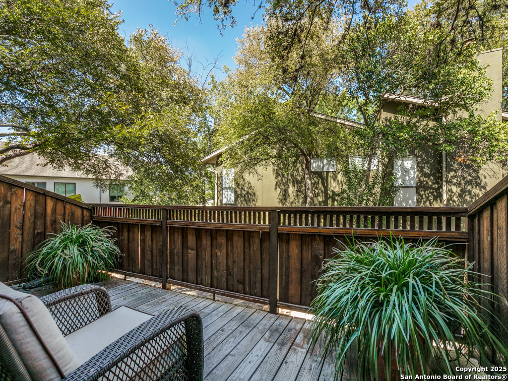 137 Terrell Rd # 1/2