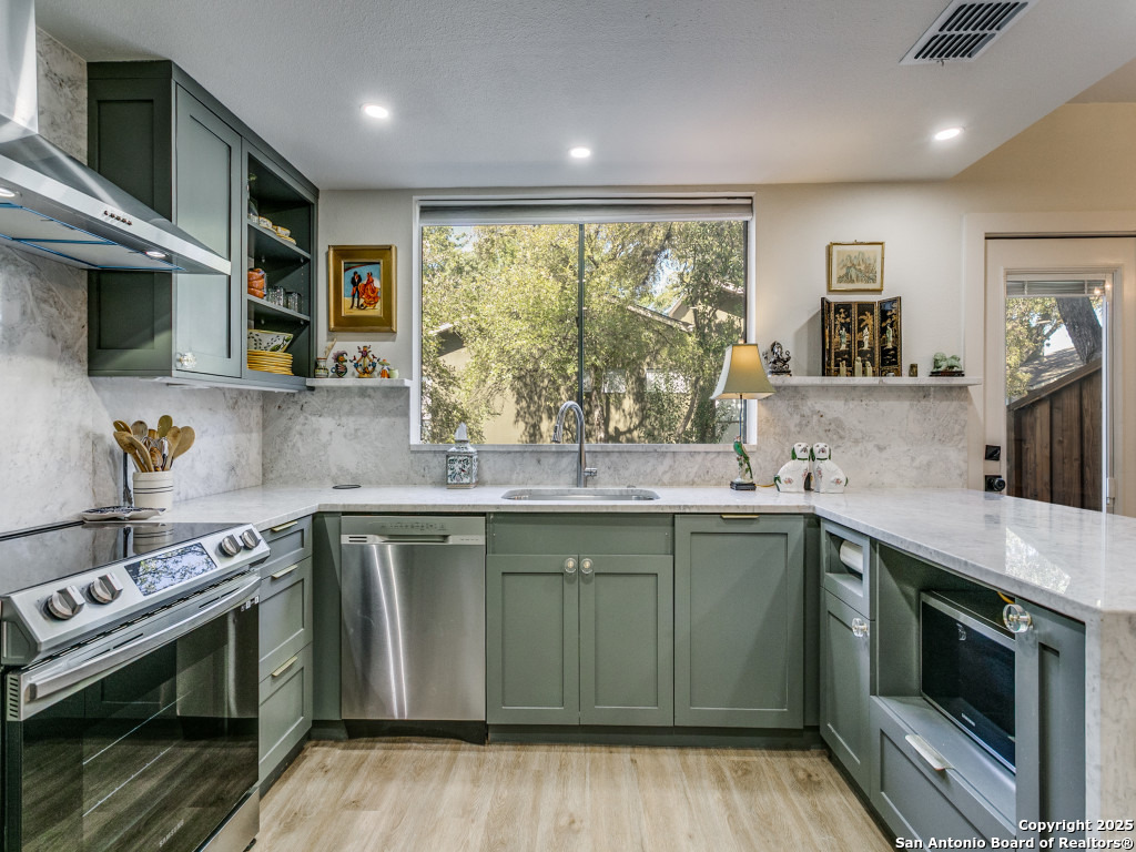 137 Terrell Rd # 1/2