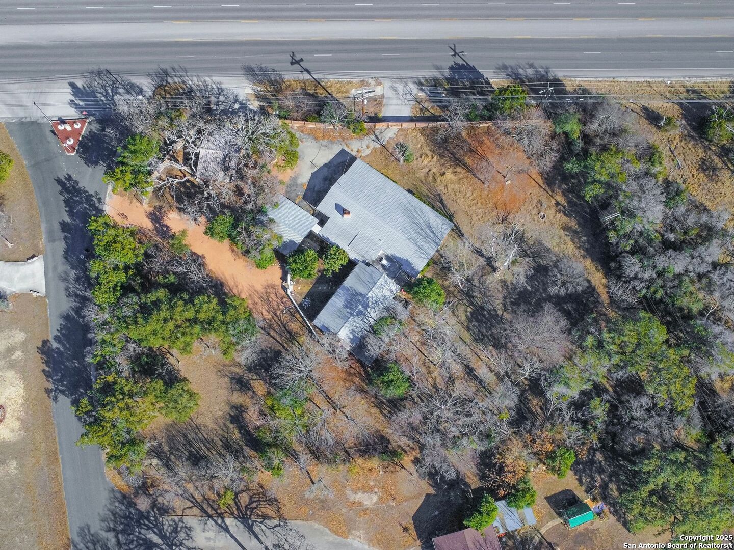 142 Royal Oaks