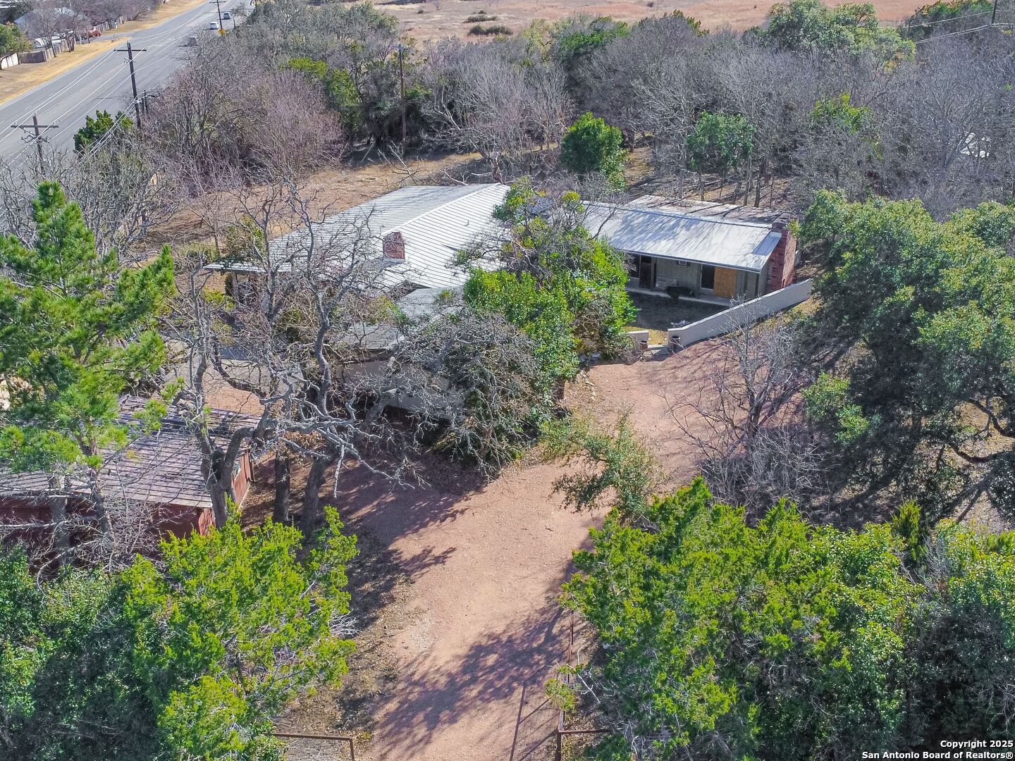 142 Royal Oaks