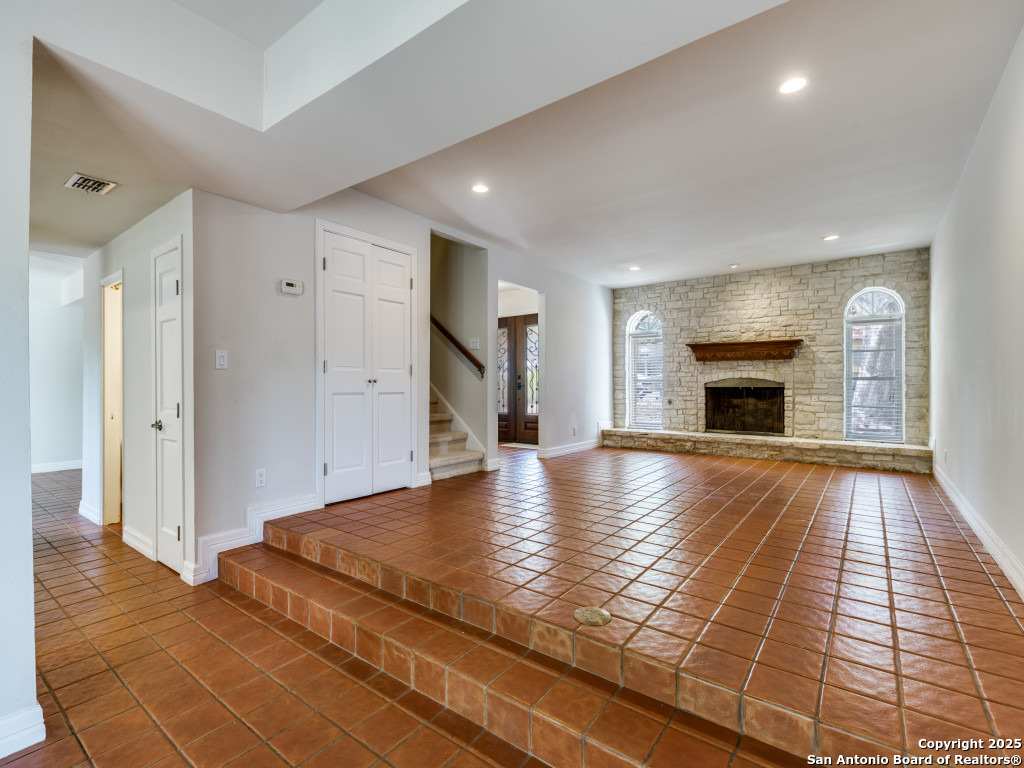 14811 Willow Moss St