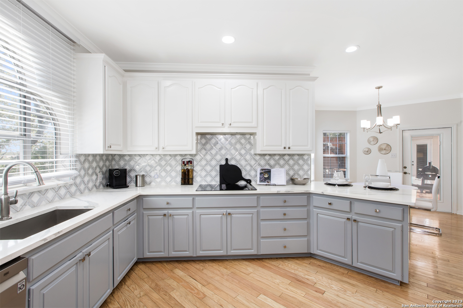 16019 CHASE HILL BLVD