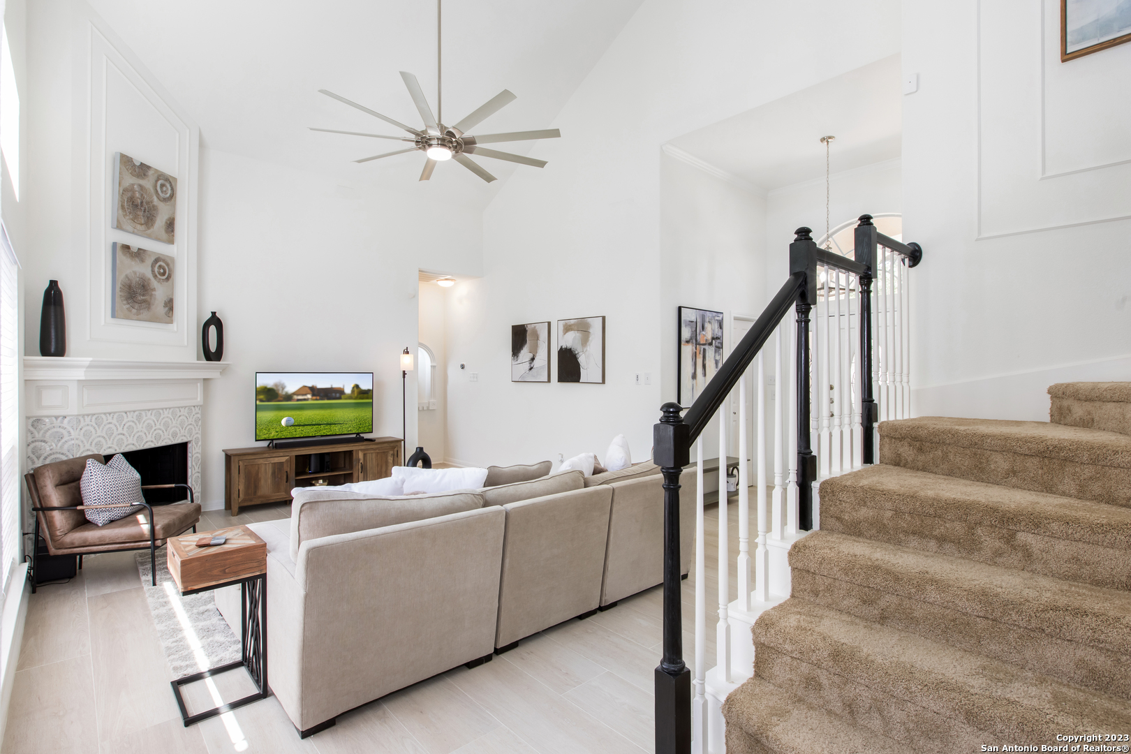 16019 CHASE HILL BLVD