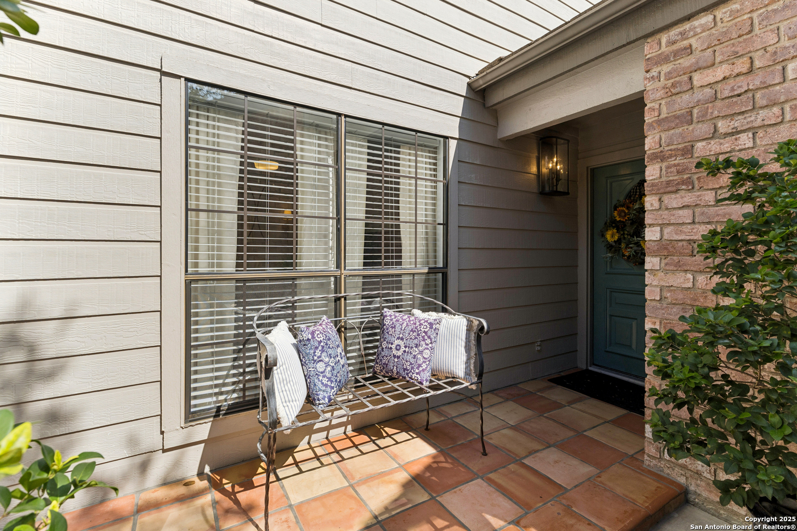 17230 Beacon Woods 1402