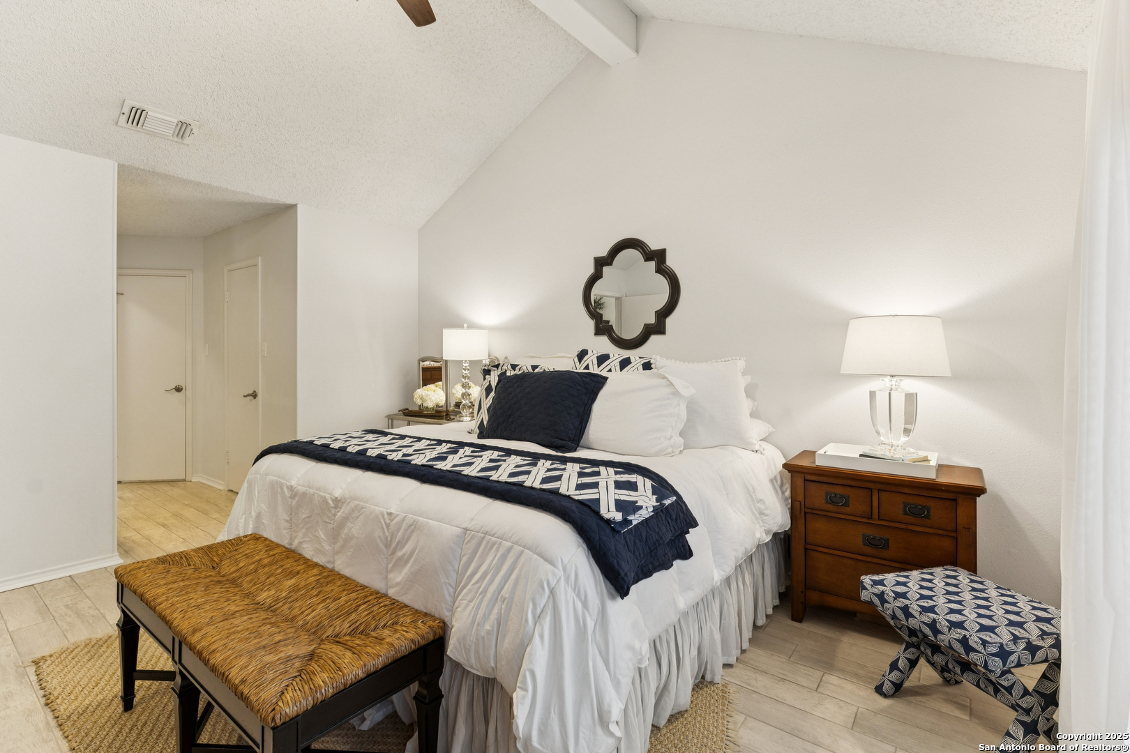 17230 Beacon Woods 1402