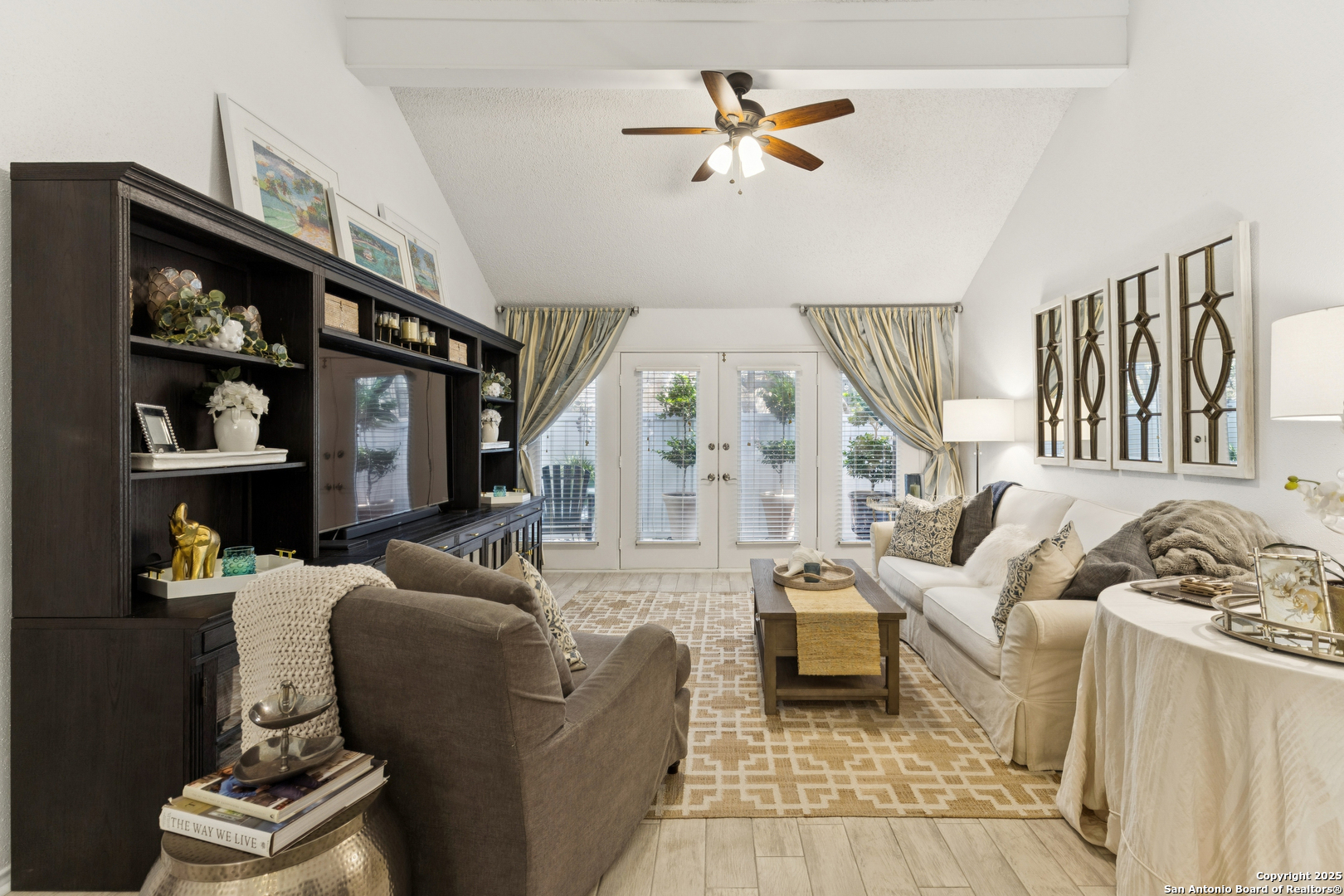 17230 Beacon Woods 1402