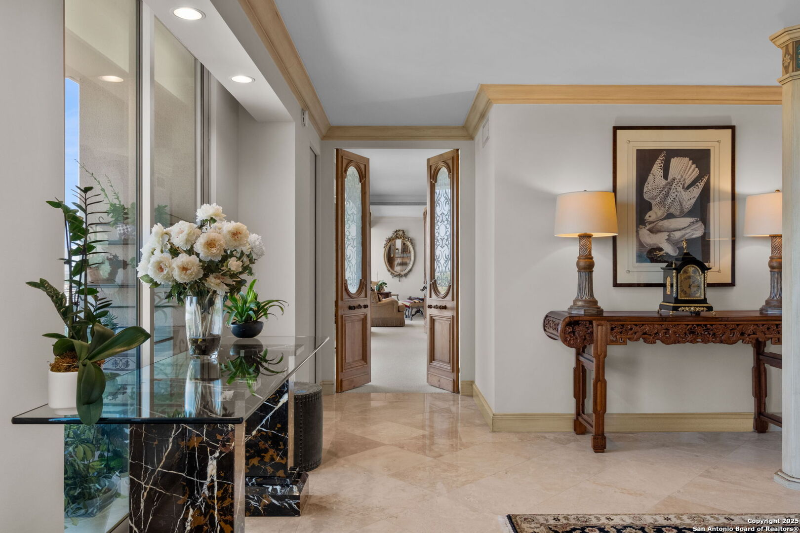 700 E Hildebrand 1401