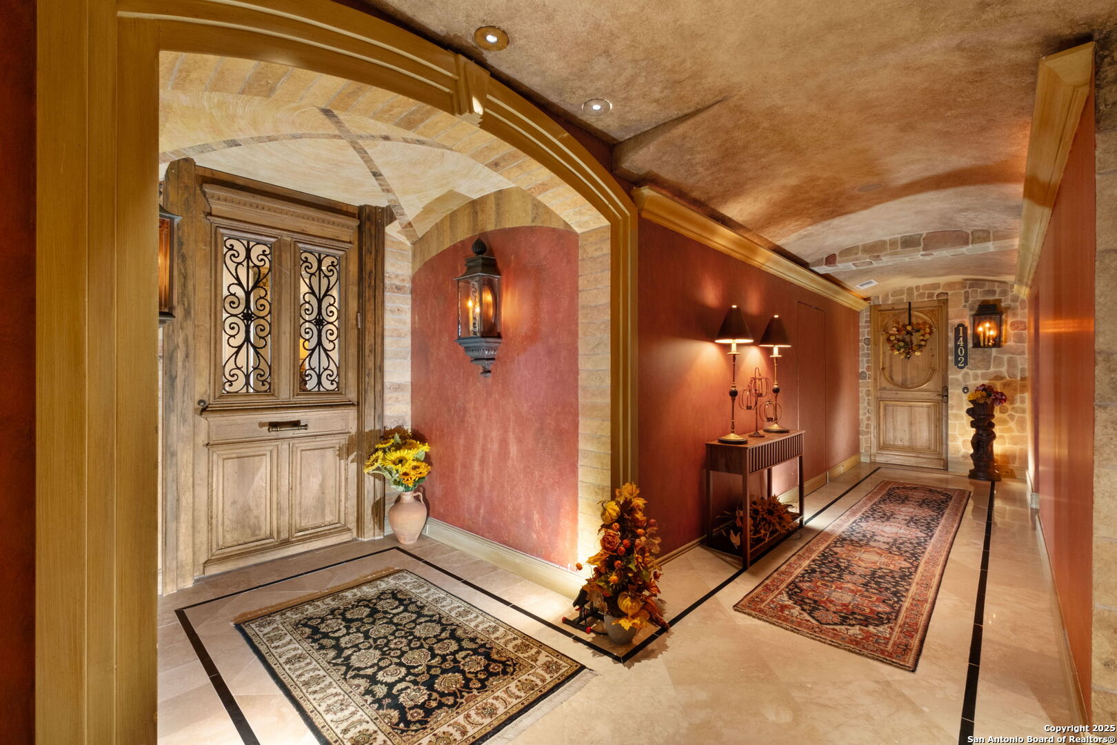 700 E Hildebrand 1401