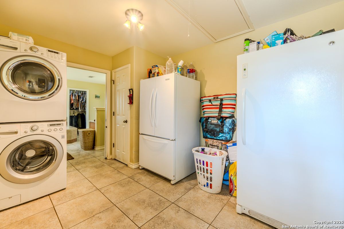 947 County Road 302
