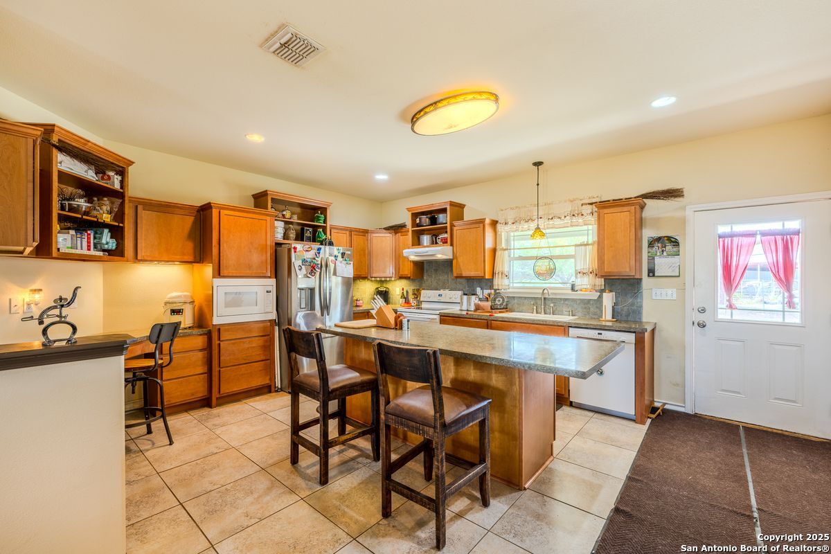 947 County Road 302