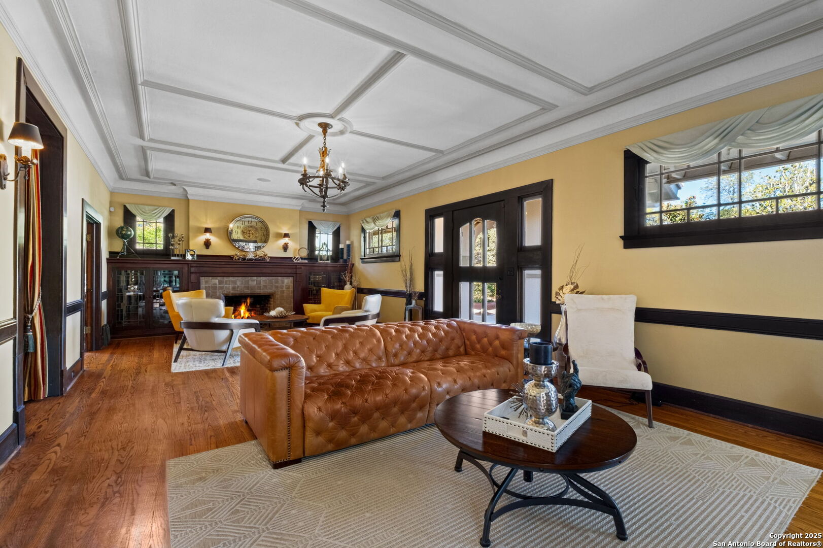 308 W Summit Ave