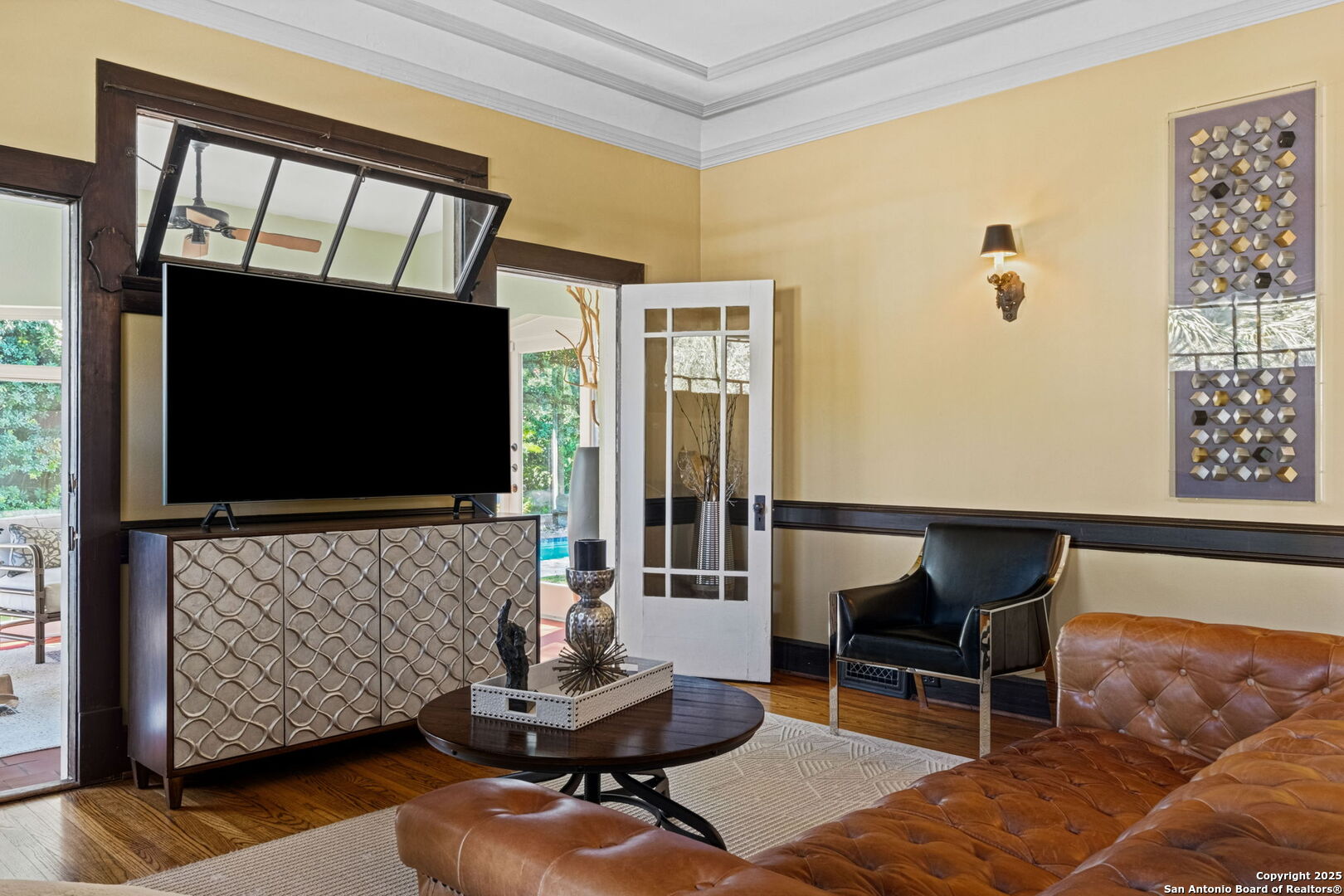 308 W Summit Ave