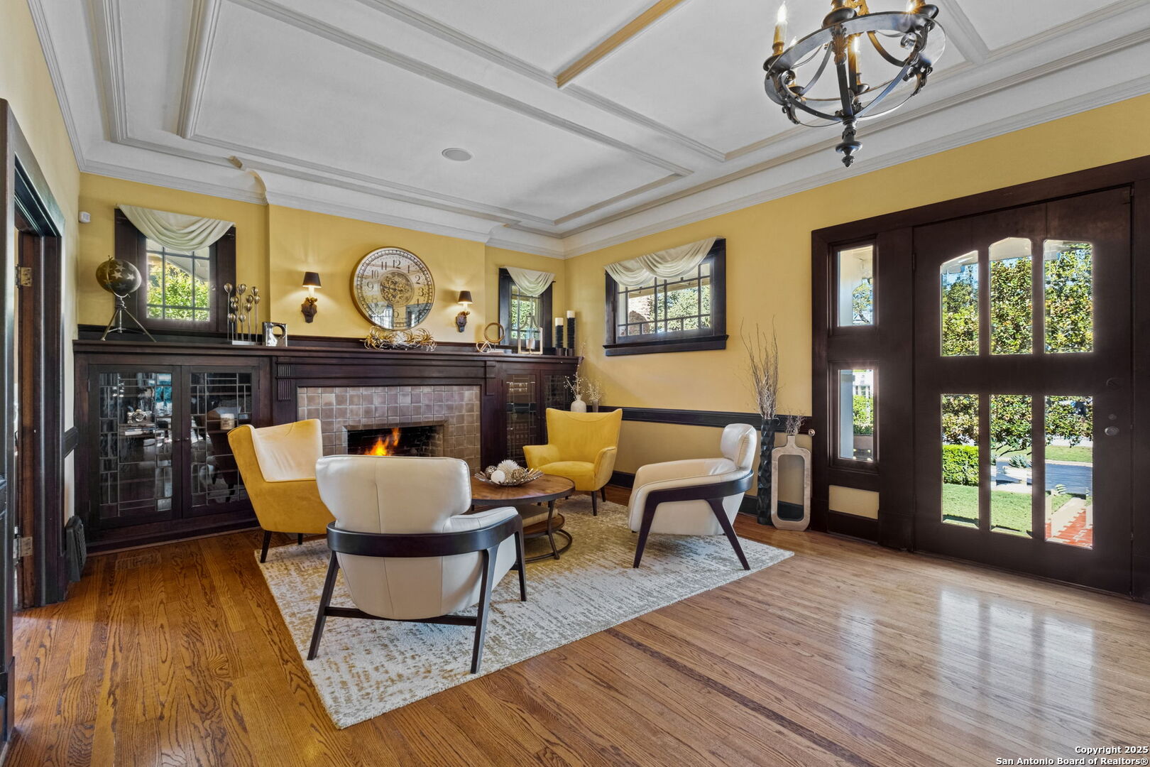 308 W Summit Ave