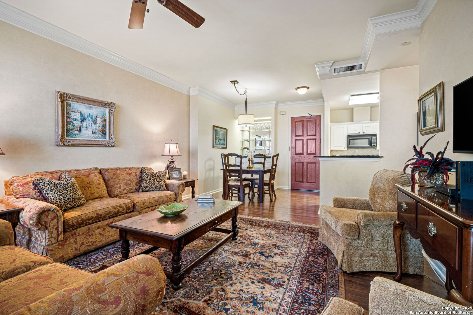 1 Towers Park Ln 810