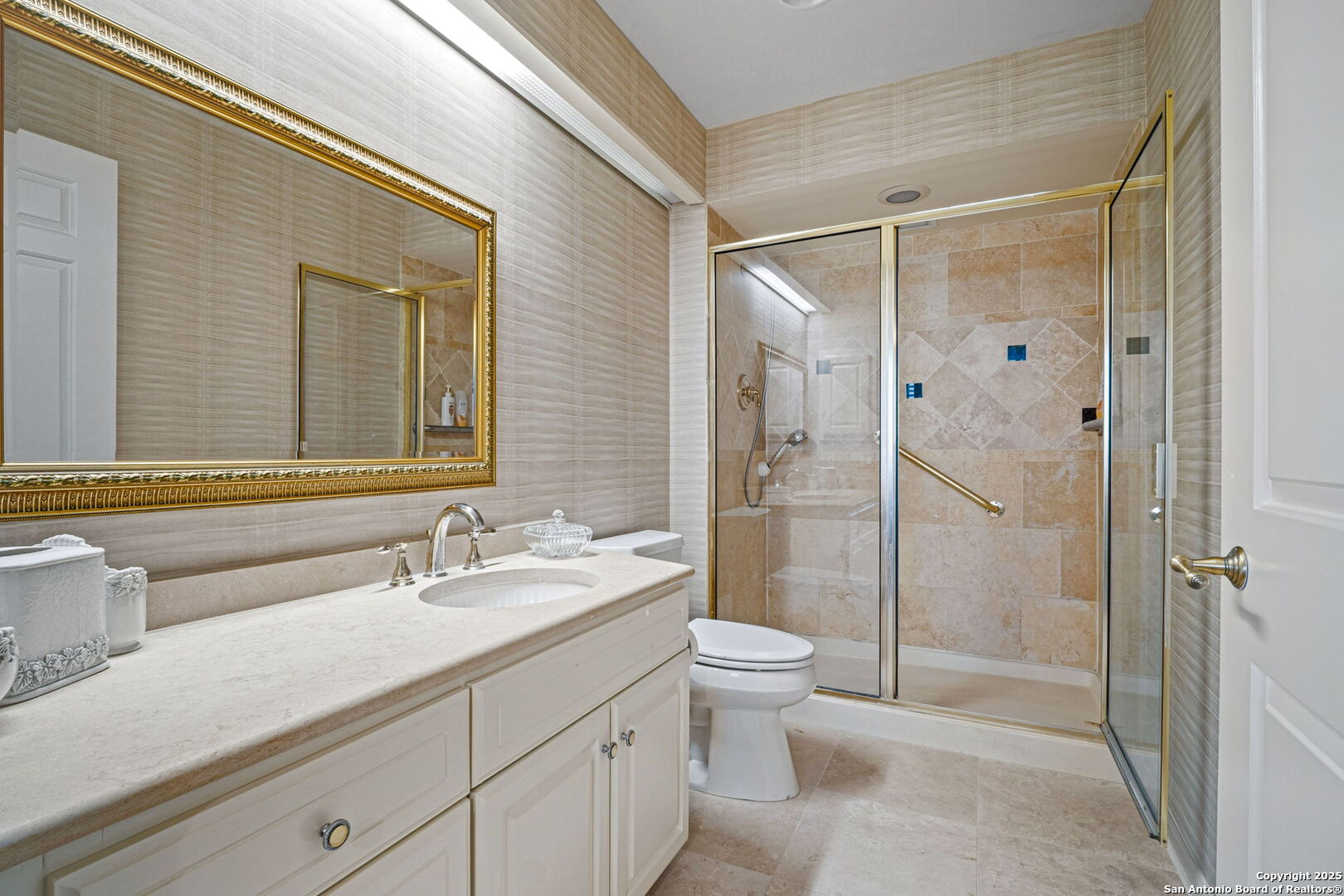 1 Towers Park Ln 810