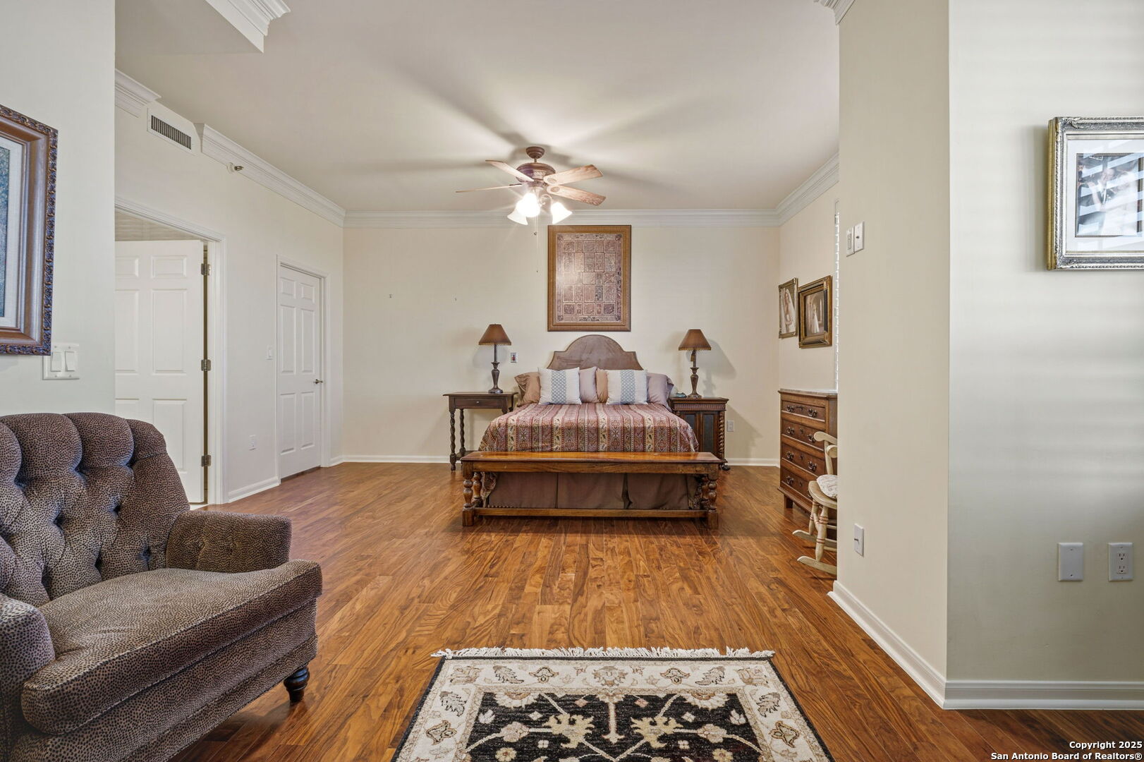 1 Towers Park Ln 810