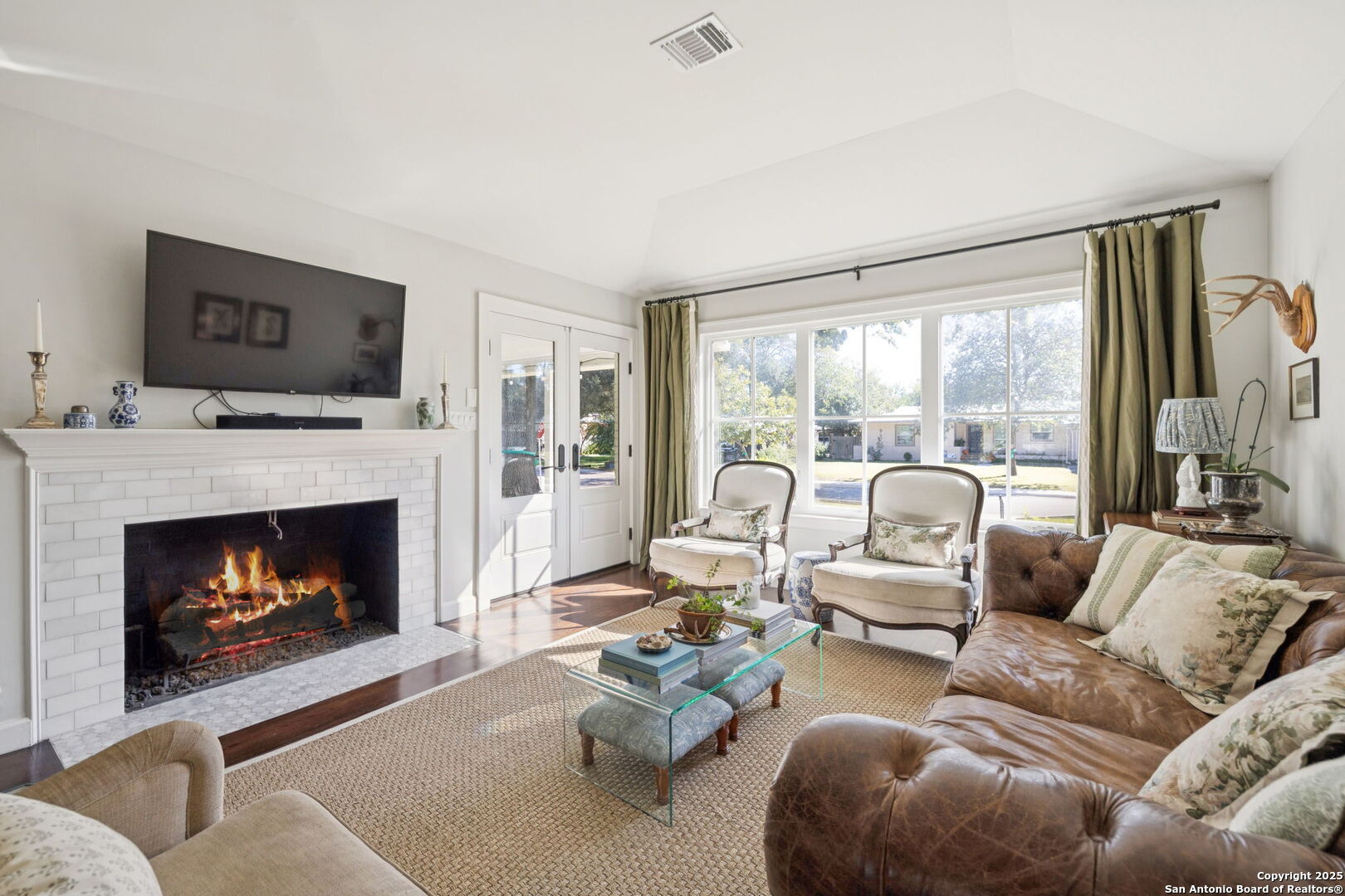 127 Larkwood Dr