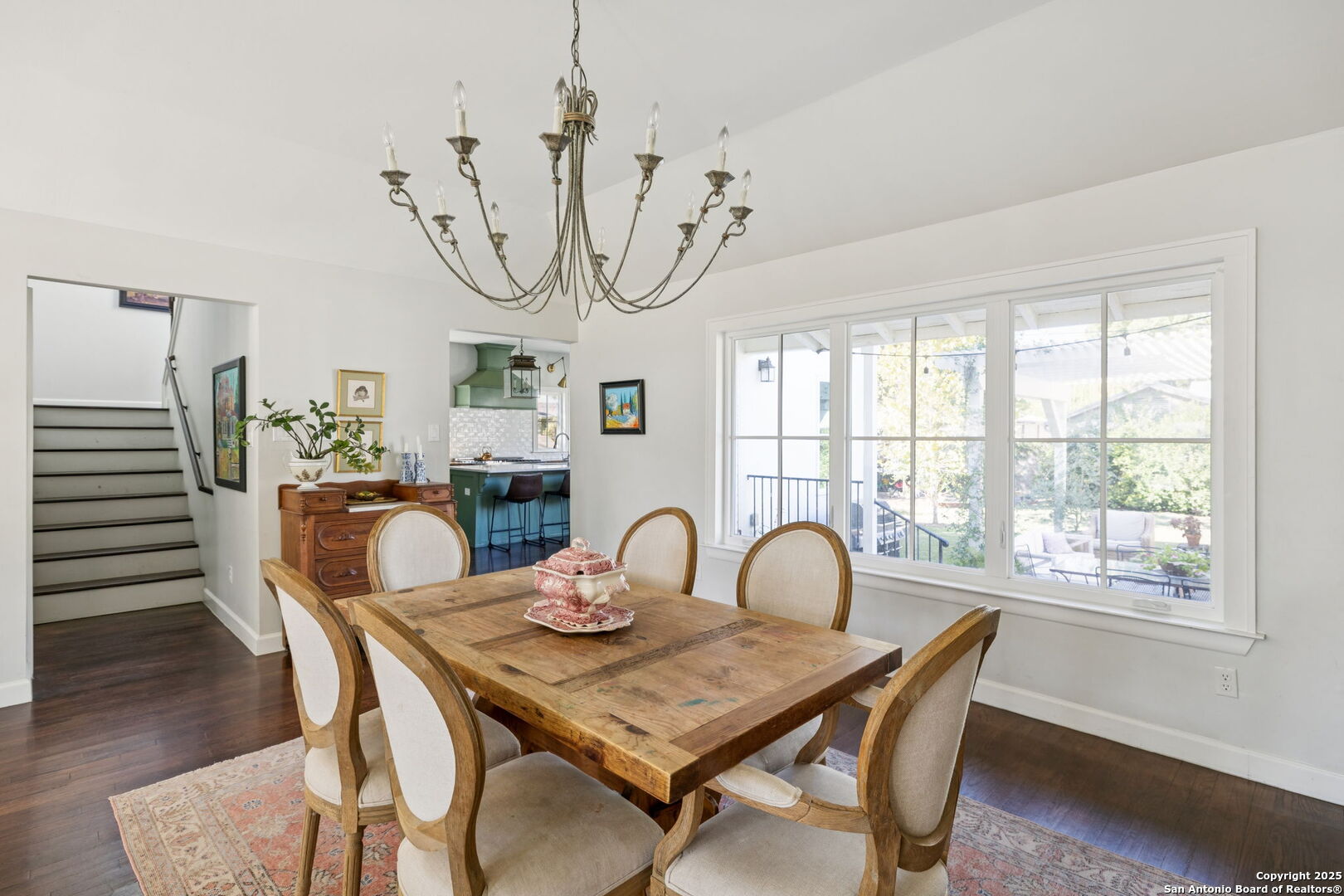 127 Larkwood Dr