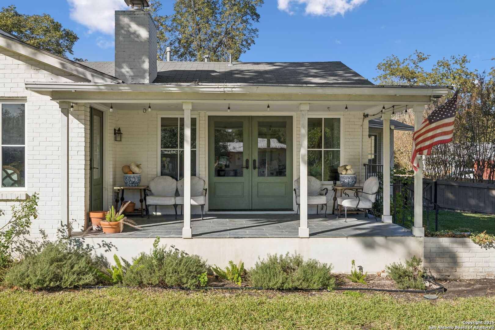 127 Larkwood Dr