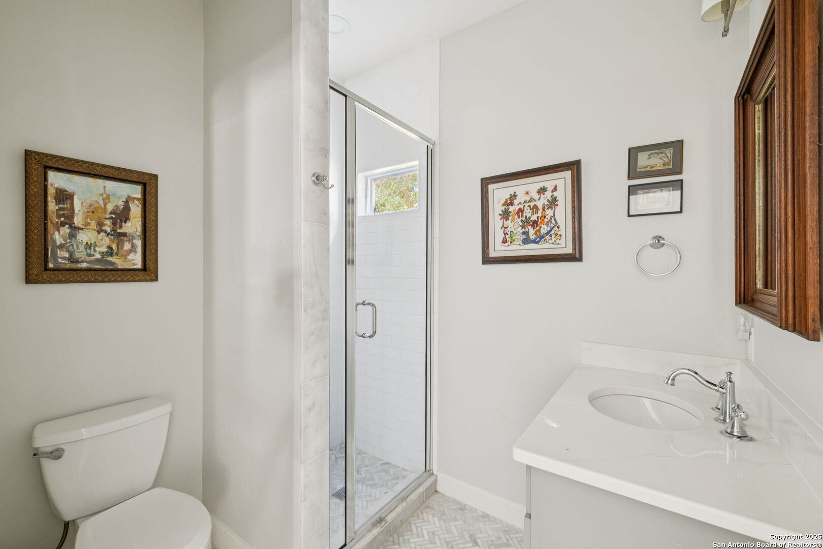 127 Larkwood Dr