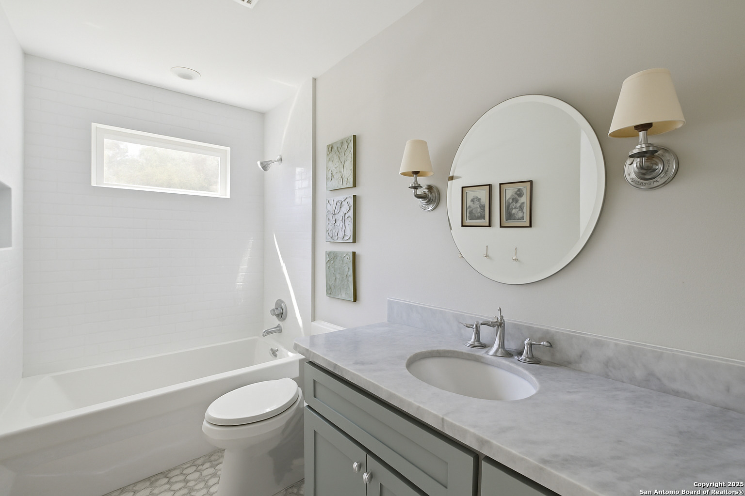 127 Larkwood Dr