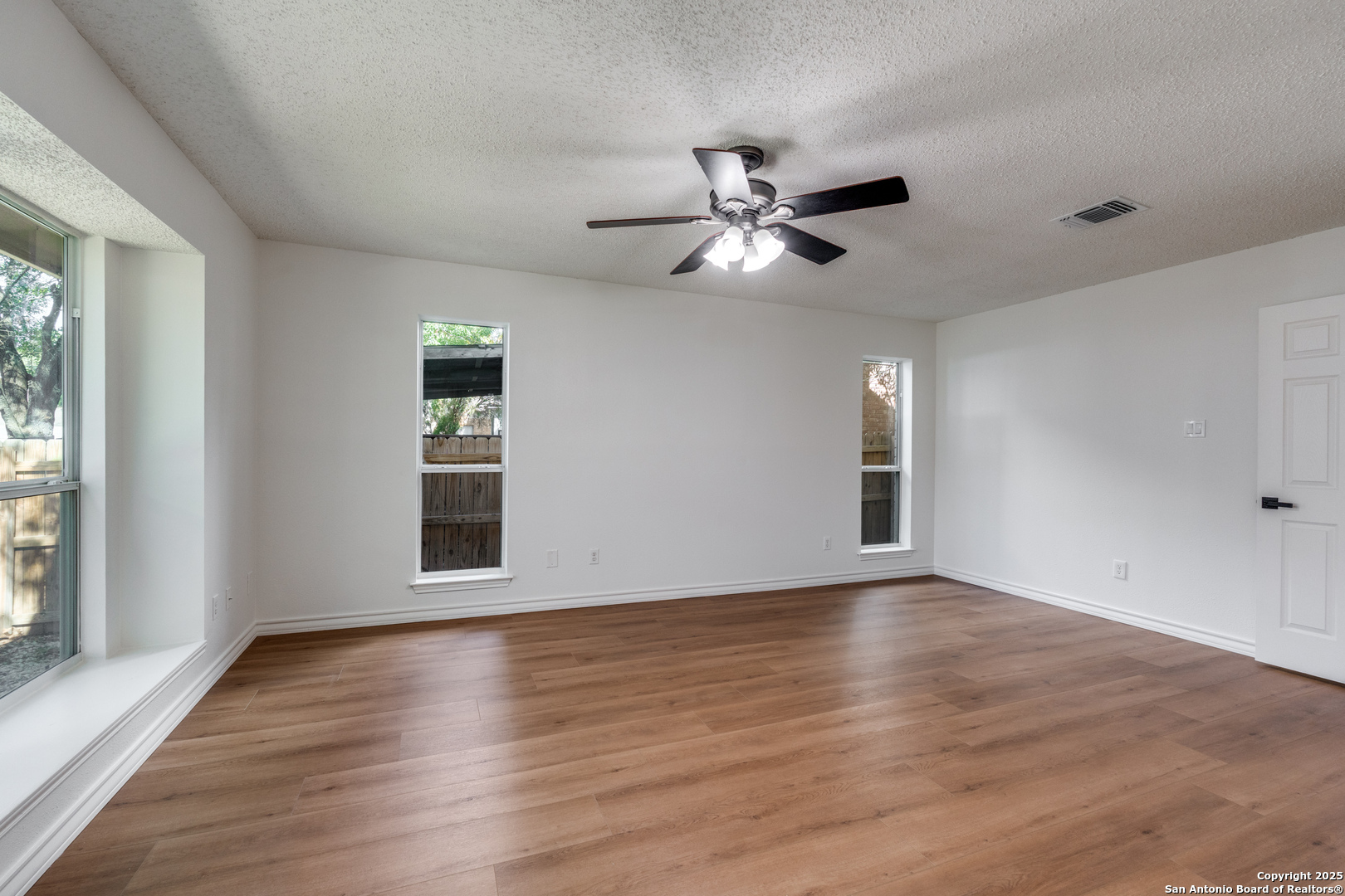 21123 Marin Hls