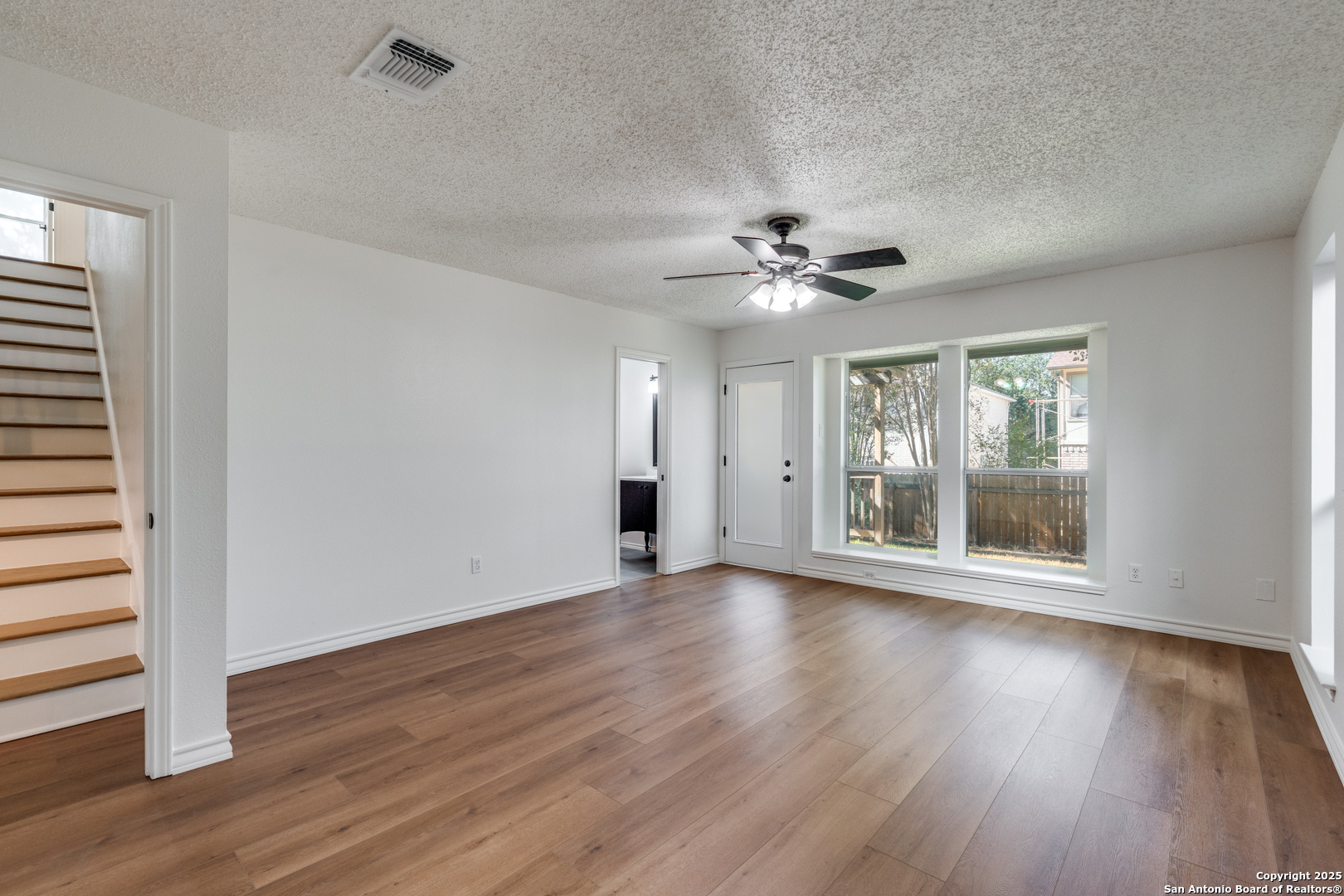 21123 Marin Hls