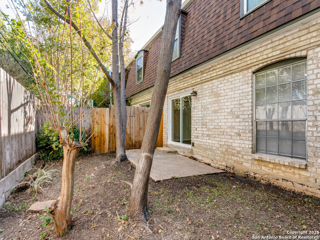 1045 Shook Avenue 120 120