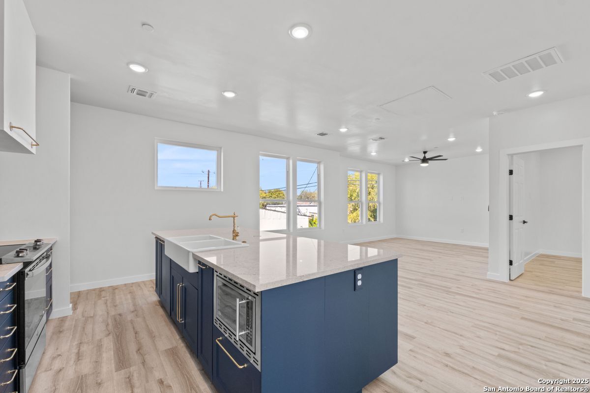 106 Bank St 101