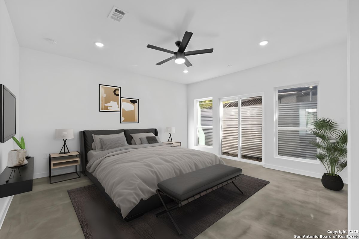 106 Bank St 101