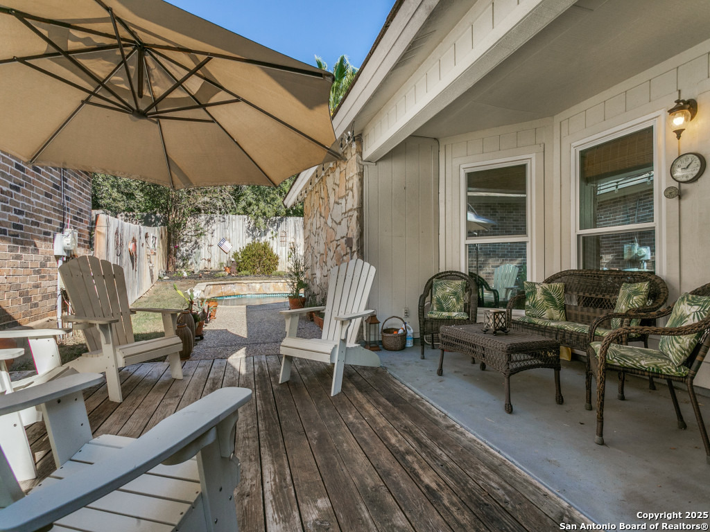 15115 Forest Country