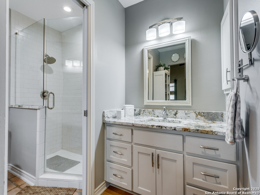 15115 Forest Country