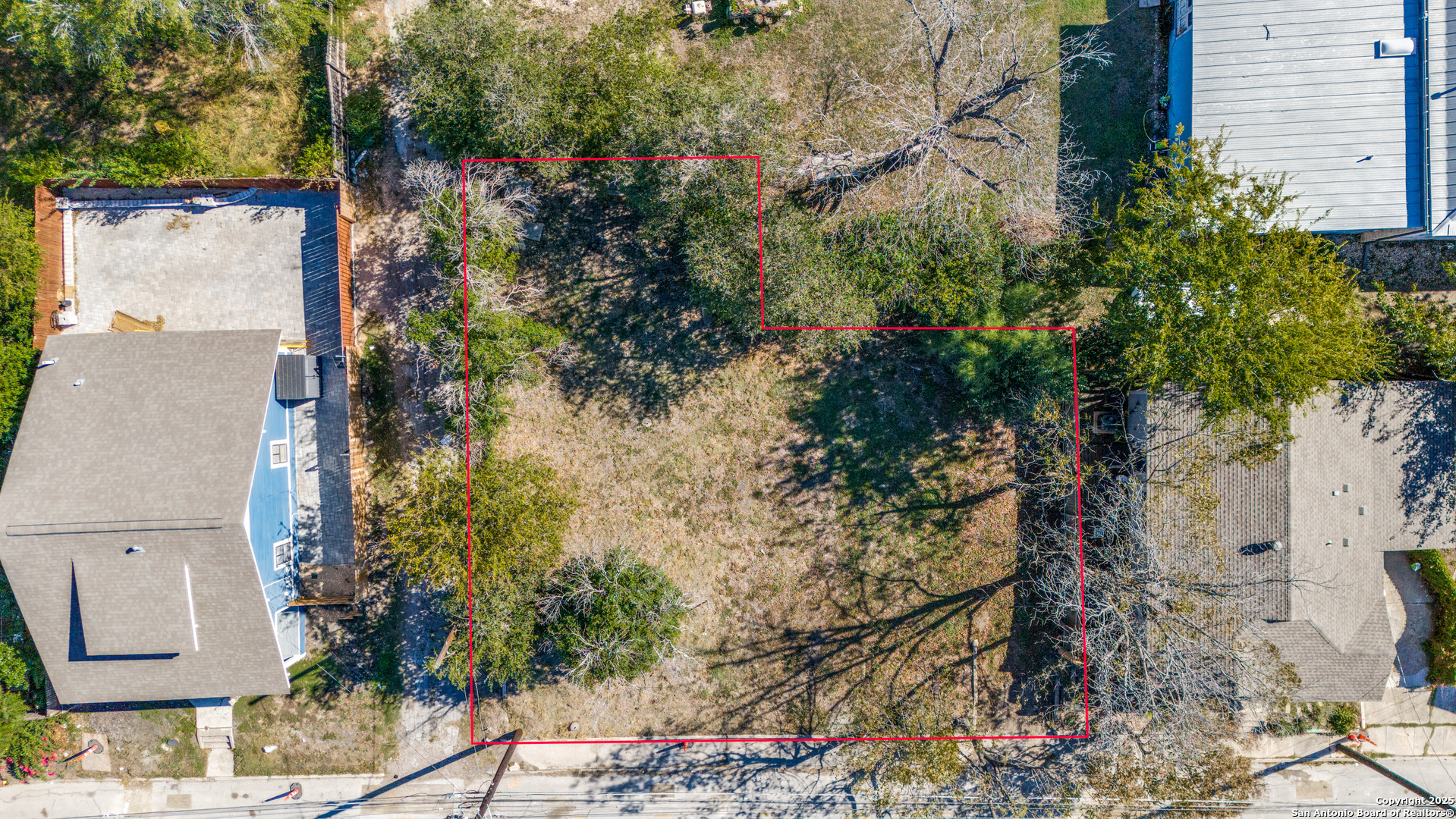 910 North Hackberry