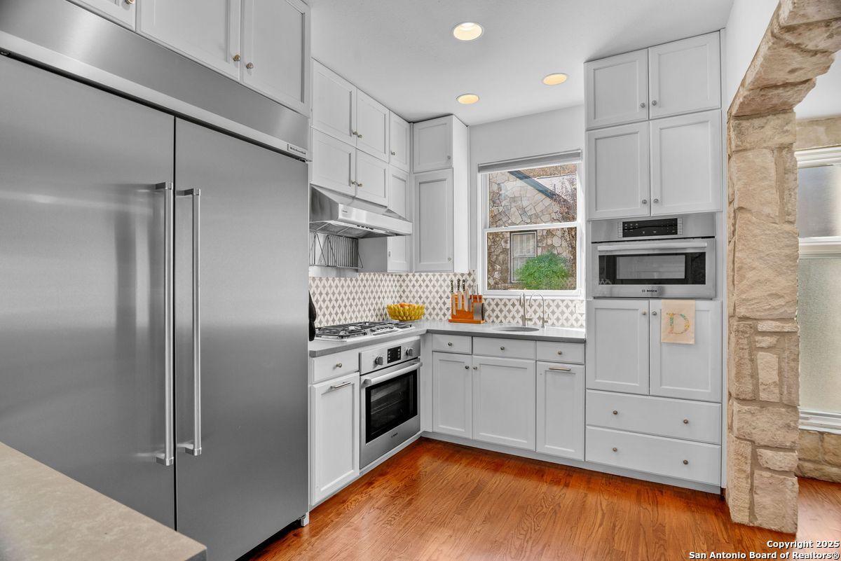 239 Belvidere