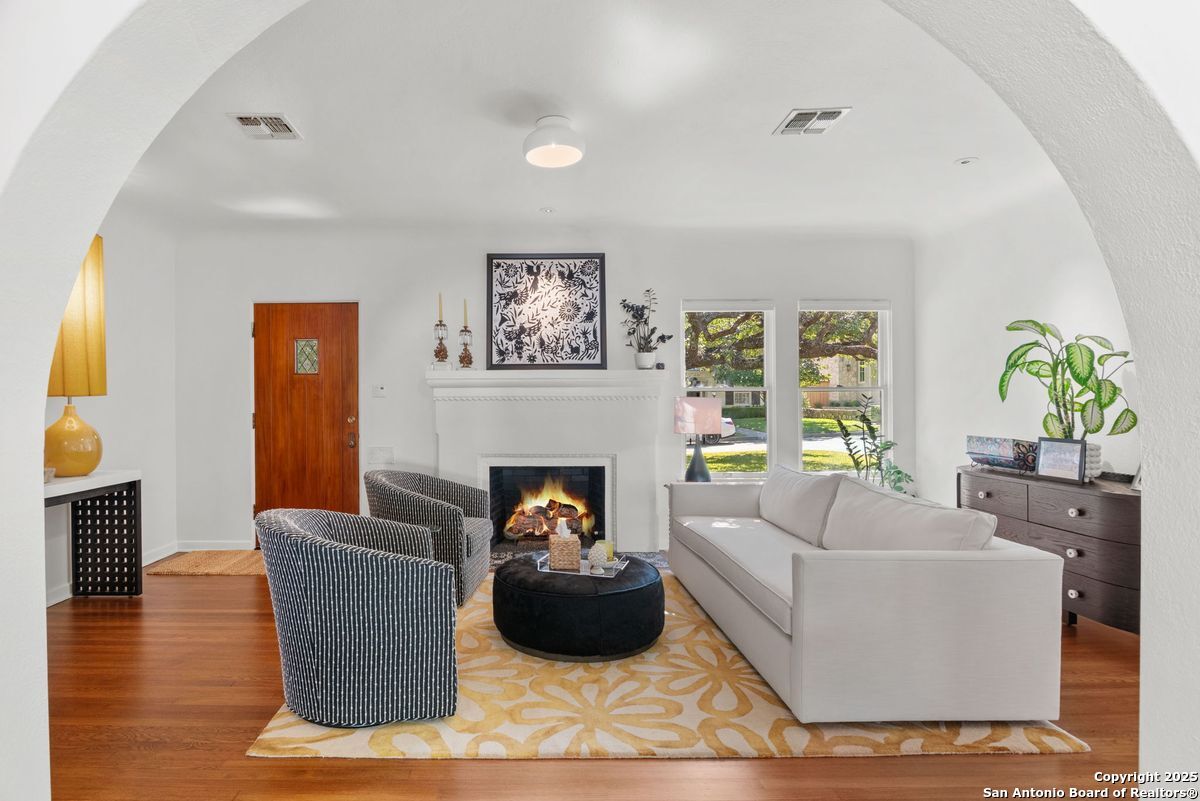 239 Belvidere