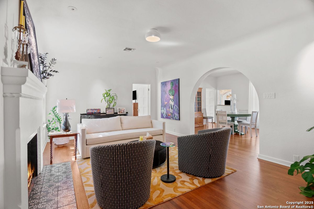 239 Belvidere