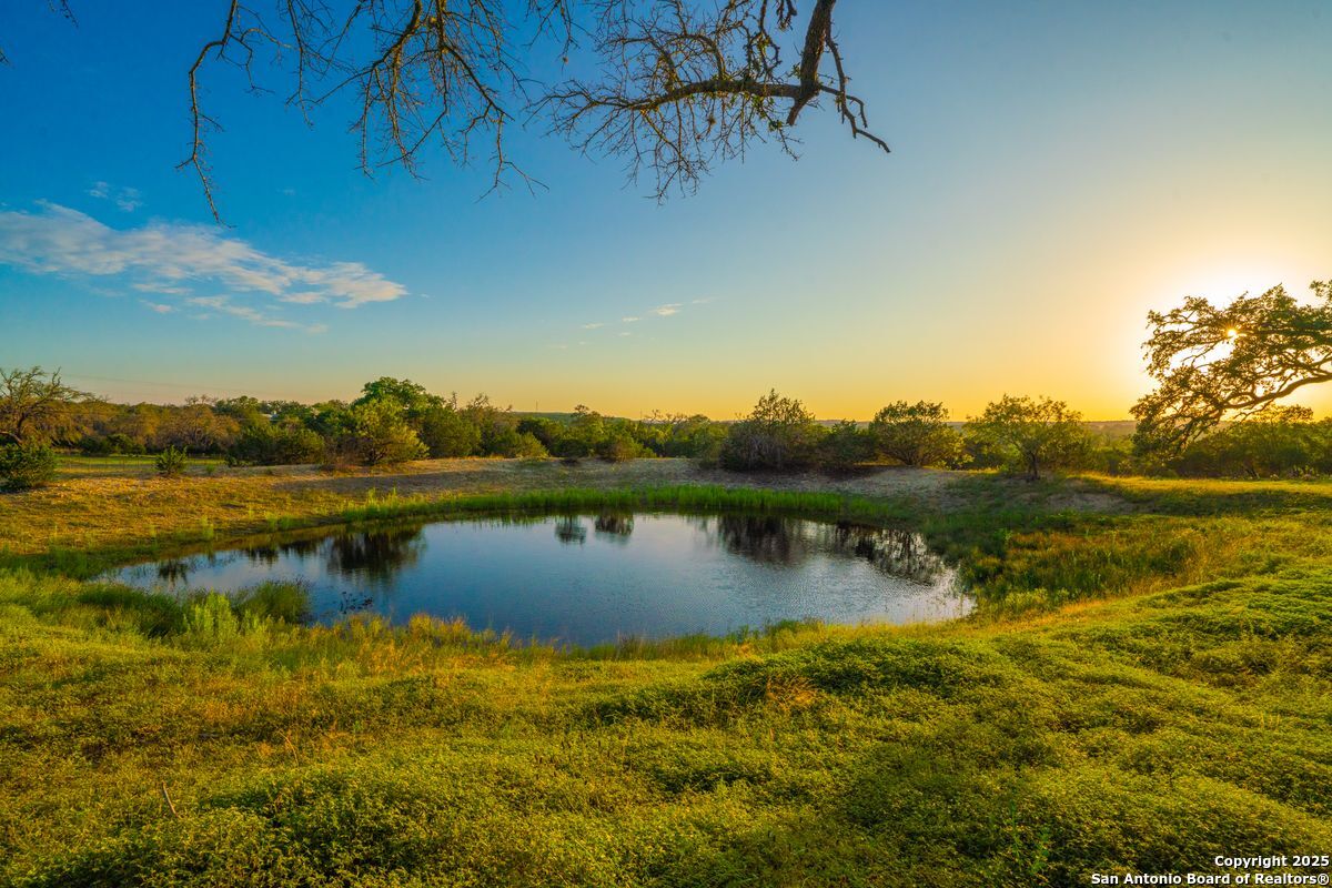 112 Majestic Oaks Drive