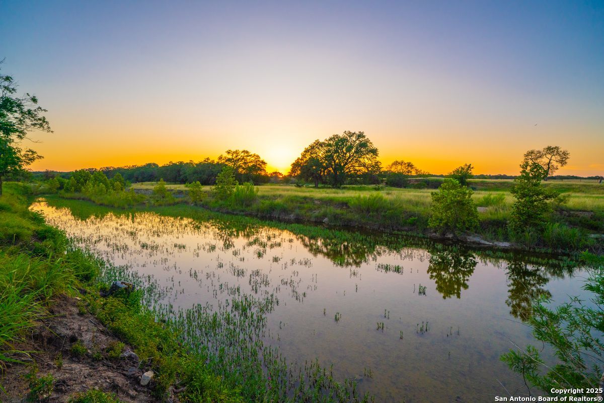 112 Majestic Oaks Drive