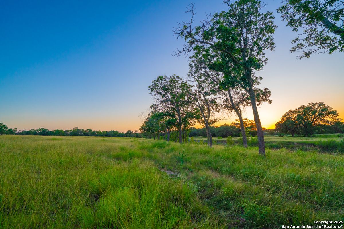 112 Majestic Oaks Drive