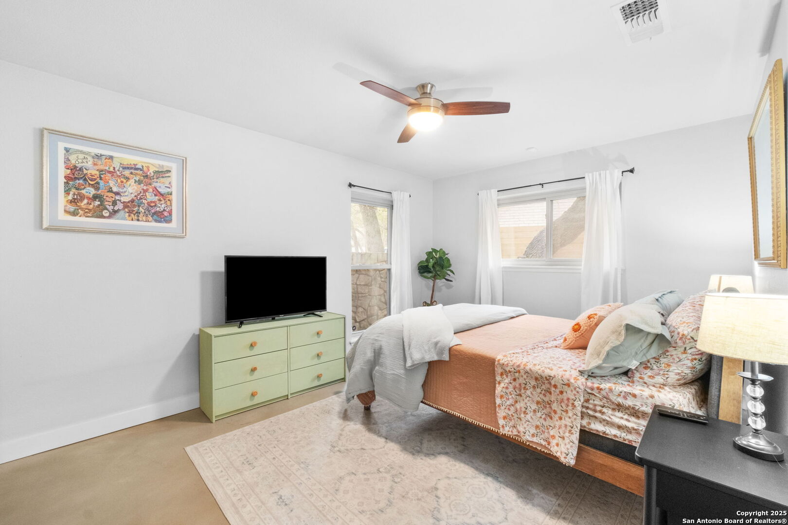 10922 Whispering Wind