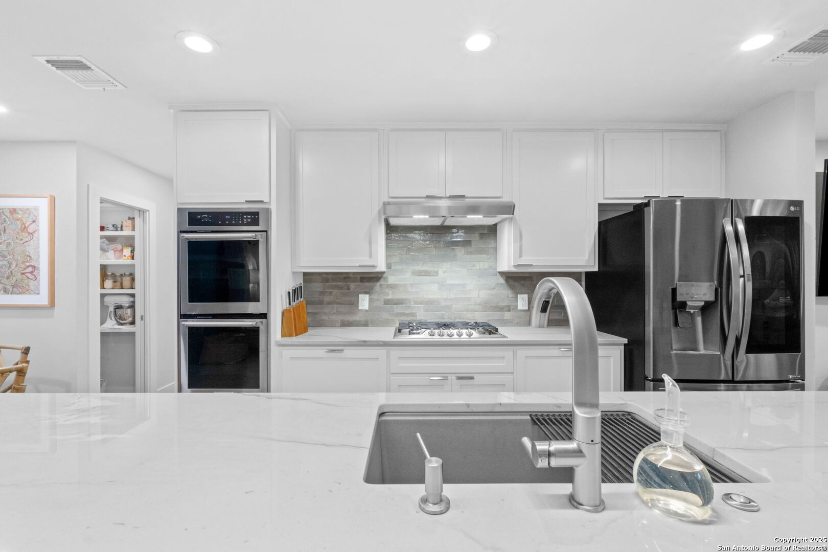 10922 Whispering Wind