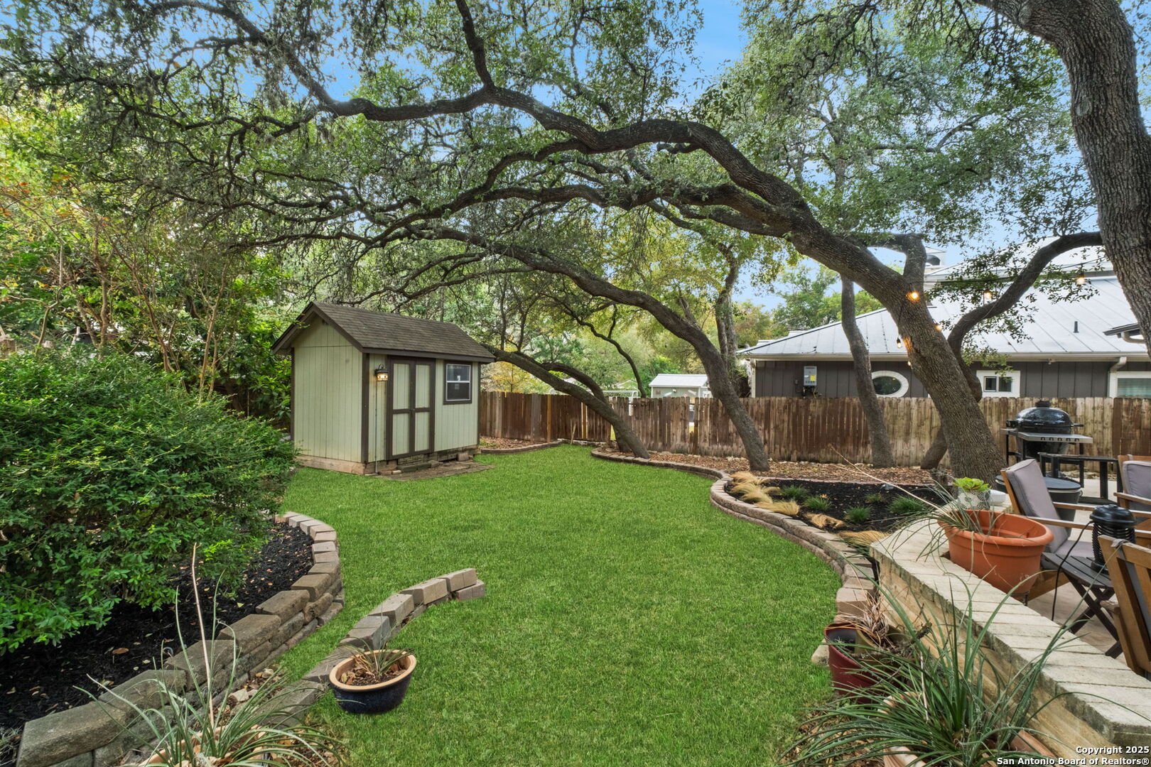 10922 Whispering Wind