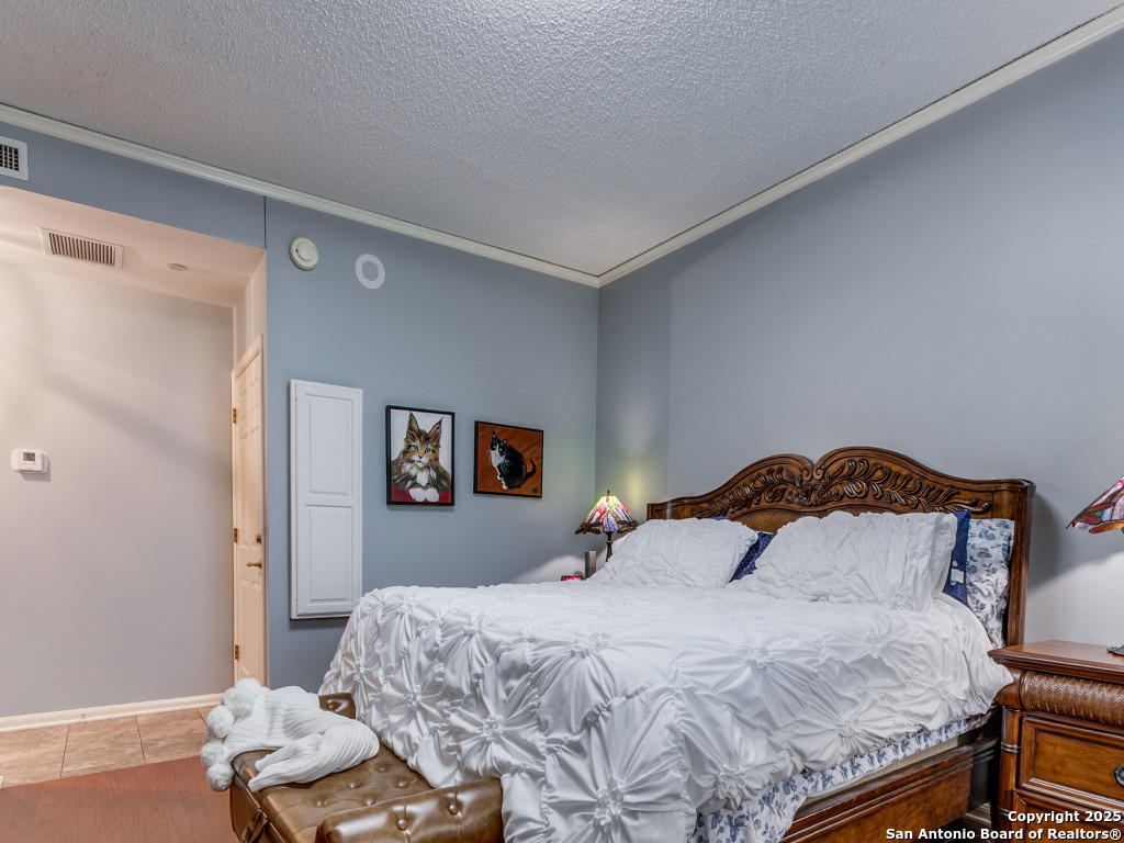 1 Towers Park Ln 316