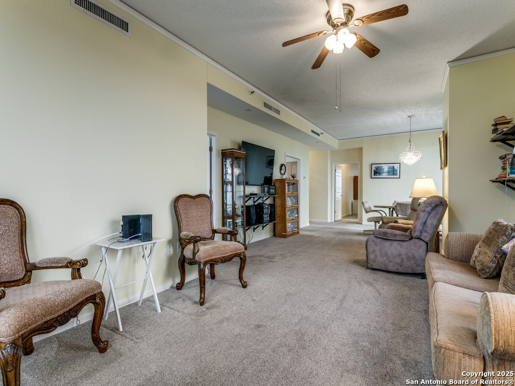 1 Towers Park Ln 1511
